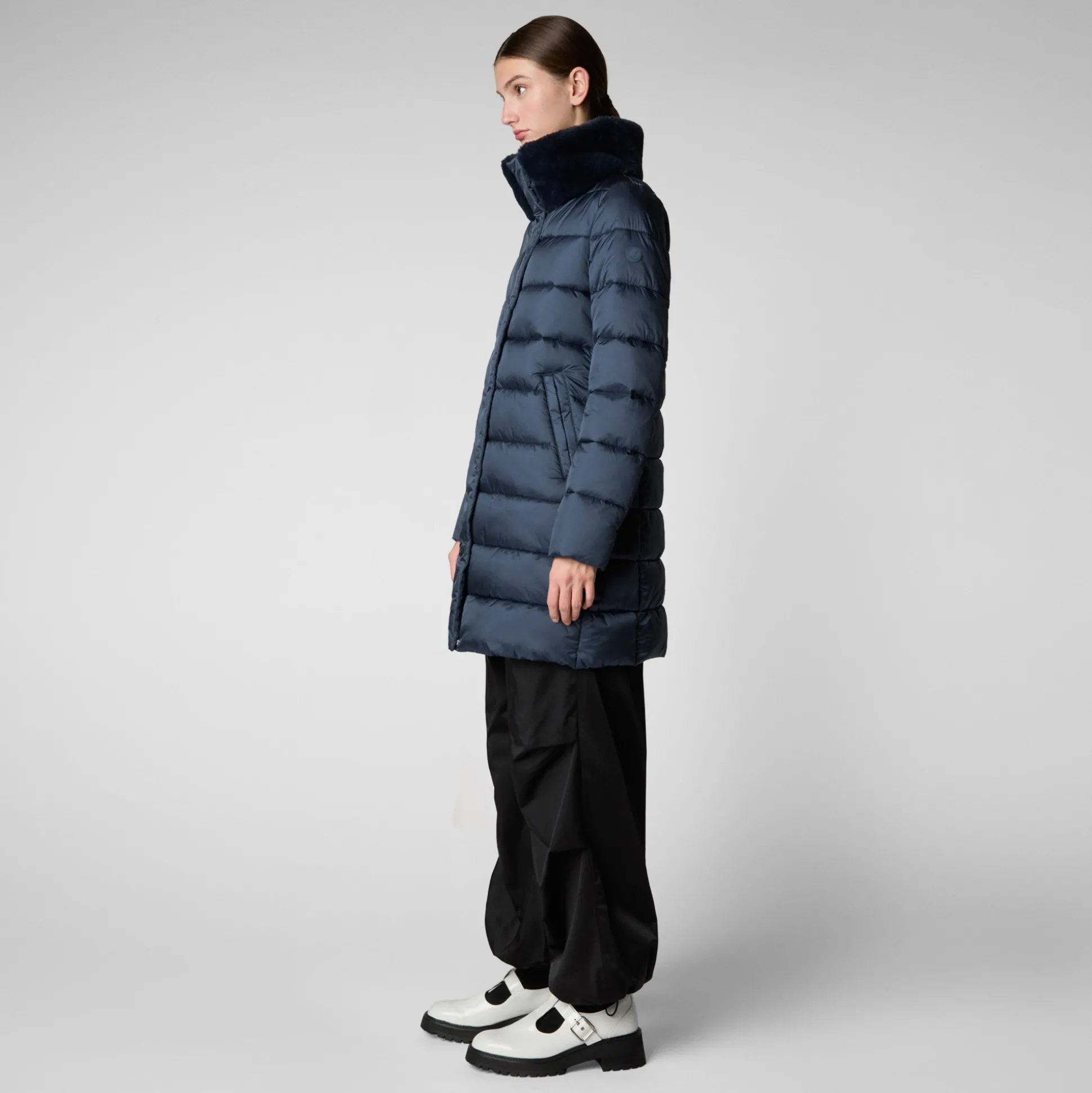 Women's Animal free Puffer Coat Dalea with Faux Fur Collar in Night Blue