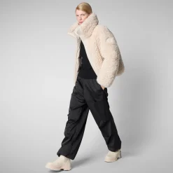 Women's Faux Fur Jacket Kennie in Shore Beige