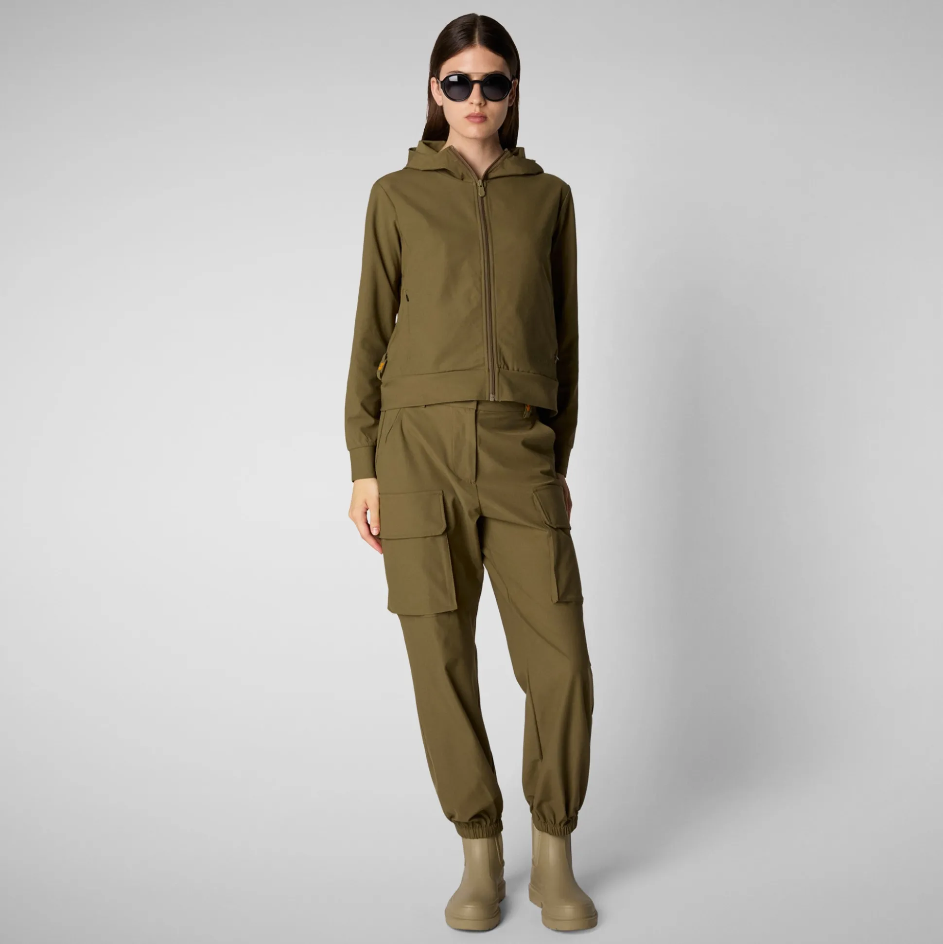 Women's hooded sweatshirt Pear in husk green