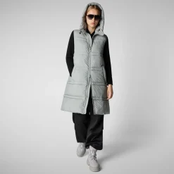 Women's hooded vest Judee in wolf grey