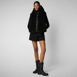 Women's hooded vest Klara in black