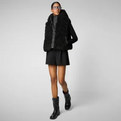 Women's hooded vest Klara in black